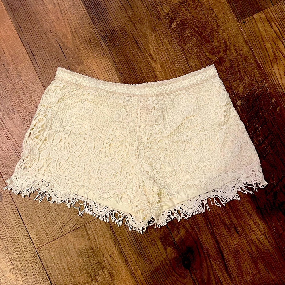Mossimo white lace shorts, size medium